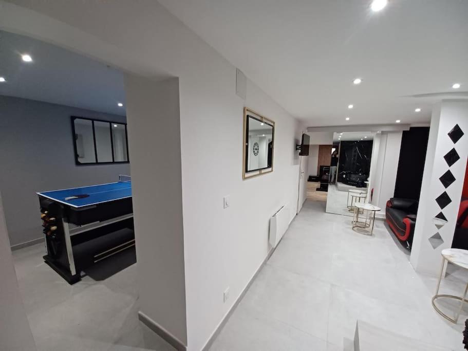 Appartement Jacuzzi /Billard Voiron Kültér fotó